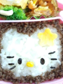 いつものそぼろでキティのお弁当☆-レシピのメイン写真