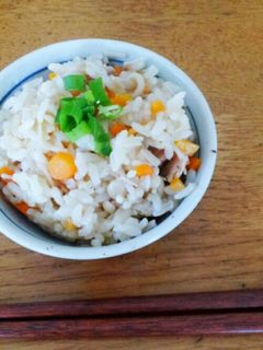 胡椒がpoint!簡単ツナ炊き込みご飯♪-レシピのメイン写真
