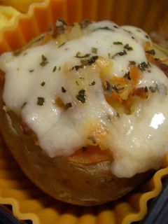 お弁当にポテトのミートチーズ焼き-レシピのメイン写真