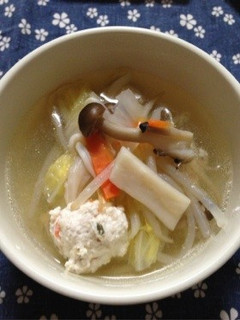 ふわっふわ鶏団子&白菜の春雨スープ☆*゚-レシピのメイン写真