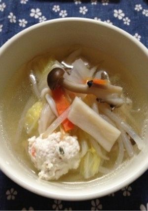 ふわっふわ鶏団子&白菜の春雨スープ☆*゚-レシピのメイン写真