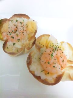 冷凍食品活用★餃子の皮カップのグラタン-レシピのメイン写真