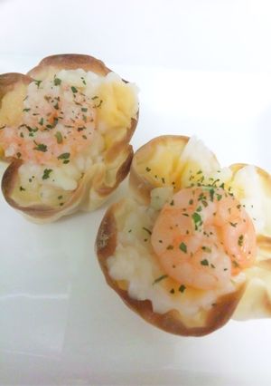 冷凍食品活用★餃子の皮カップのグラタン-レシピのメイン写真