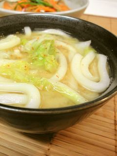 *白菜とうどんの味噌汁*-レシピのメイン写真
