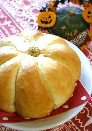 ハロウィンに♪ビックリ南瓜パン☆-レシピのメイン写真