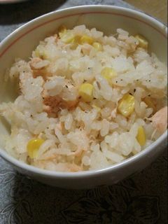 鮭ととうもろこしの炊き込みご飯-レシピのメイン写真