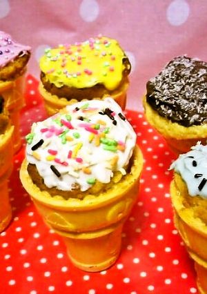 アイスのコーンで！可愛いカップケーキ-レシピのメイン写真