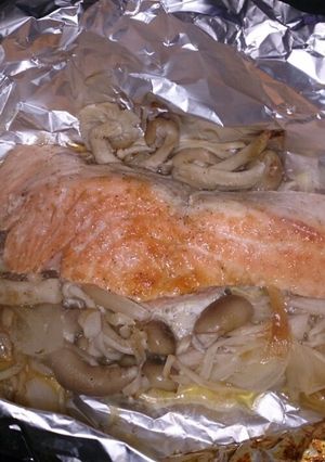 ひと手間鮭ときのこのホイル焼き(写真付)-レシピのメイン写真