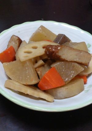 超簡単♪大根とさつま揚げのウマウマ煮物♪-レシピのメイン写真