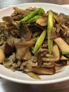 アスパラキノコと豚肉のバター醤油ソテー-レシピのメイン写真
