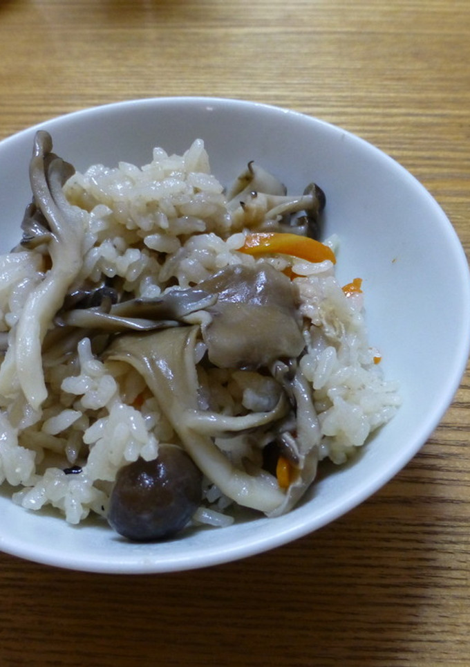 鶏ときのこの炊き込みご飯-レシピのメイン写真