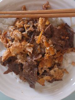 すき焼き丼-レシピのメイン写真