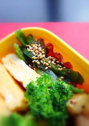 ピーマン梅肉和え☆ごま油でおいしさUP！-レシピのメイン写真