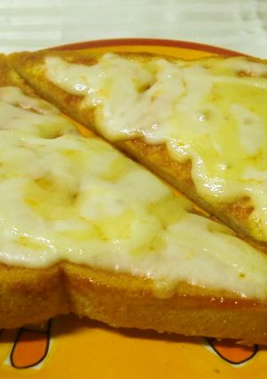 ピザトースト♪切ってから焼いたら…^^-レシピのメイン写真