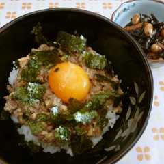 รูปของ 豆腐でカロリーダウン☆簡単肉そぼろ丼