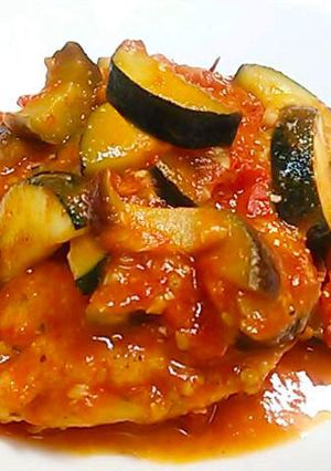 フライパンひとつ鶏肉のフレッシュトマト煮-レシピのメイン写真