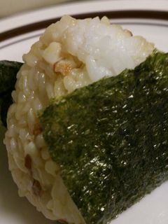 卵マヨおかか♪おにぎり-レシピのメイン写真