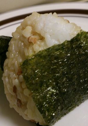 卵マヨおかか♪おにぎり-レシピのメイン写真