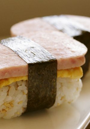 簡単！ごまスパムおにぎり-レシピのメイン写真