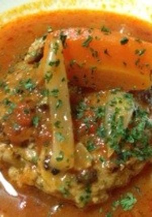 ヨーグルトでふわふわの煮込みハンバーグ-レシピのメイン写真