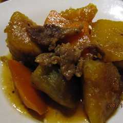 รูปของ 圧力鍋で豚肉とサツマイモの旨煮♪