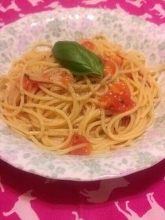 フレッシュトマトとバジルのパスタ-レシピのメイン写真