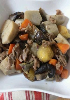 里芋と豚肉の煮物♪-レシピのメイン写真