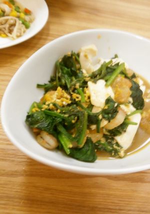 むきエビとほうれん草の中華風卵とじ-レシピのメイン写真