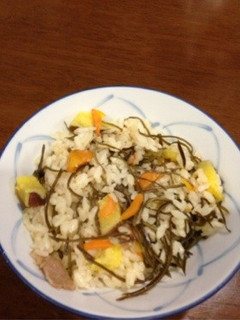昆布とさつまいもの炊き込み御飯-レシピのメイン写真
