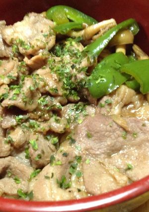 簡単に豚丼キノコ添え♪-レシピのメイン写真