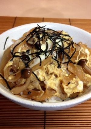 牛すじ煮込みの残り汁で玉子丼-レシピのメイン写真