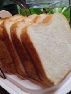 HBで♡あの金の食パンより甘くてモチモチ-レシピのメイン写真