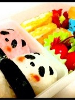 パンダカップルむすび♡簡単キャラ弁-レシピのメイン写真