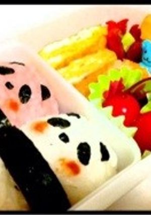 パンダカップルむすび♡簡単キャラ弁-レシピのメイン写真