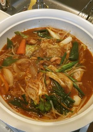 中毒注意！タップルコギ（韓国風鶏すき）-レシピのメイン写真