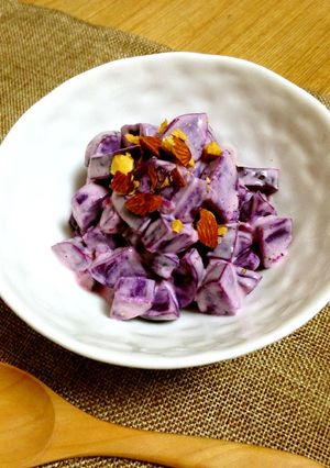 簡単すぎる!紫芋のヨーグルトサラダ-レシピのメイン写真