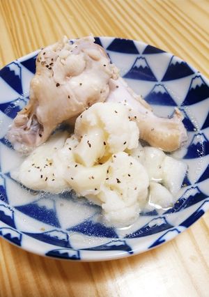 カリフラワーと鶏肉の簡単スープ♪-レシピのメイン写真