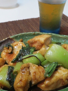 鶏むね肉とチンゲン菜の塩昆布炒め-レシピのメイン写真