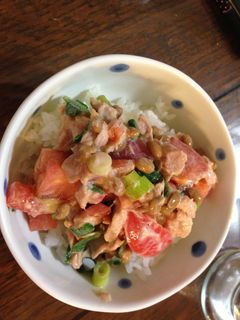 夏にピッタリ♪ツナトマト納豆丼-レシピのメイン写真