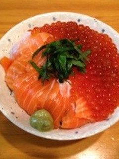 イクラとサーモンの親子丼-レシピのメイン写真
