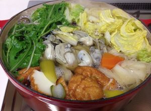 寒い季節に♪ほっこりふっくら牡蠣鍋-レシピのメイン写真