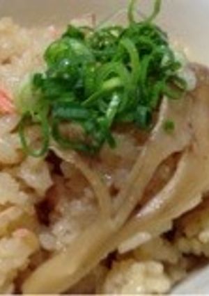 天然舞茸とシャケの炊き込みご飯♪-レシピのメイン写真