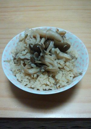 きのことじゃこの炊き込みご飯-レシピのメイン写真
