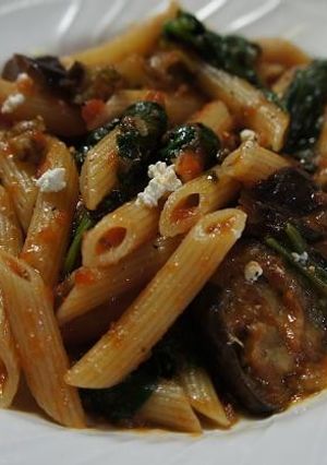 ナスとほうれん草のトマトソースペンネ-レシピのメイン写真