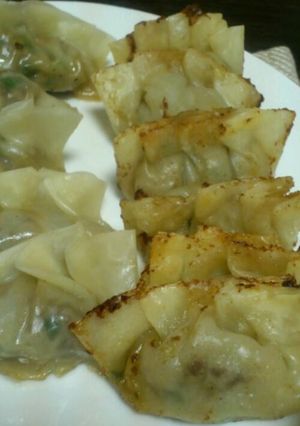 焼いても♩揚げても♬シンプル餃子*゜-レシピのメイン写真