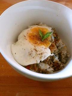 豚ガパオ丼-レシピのメイン写真