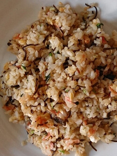 塩昆布でおいしいパラパラずぼらチャーハン-レシピのメイン写真