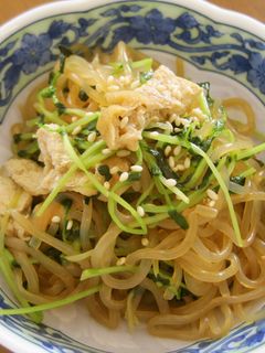しらたきと油揚げと豆苗の炒め煮-レシピのメイン写真