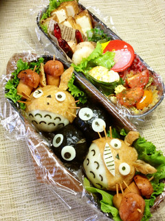 秋だ!稲荷でトトロだ〜弁当-レシピのメイン写真