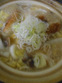 土鍋で残った餃子入り味噌汁-レシピのメイン写真